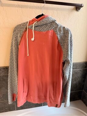 AMPERSAND AVE Coral Hoodie with Black & White Herringbone Sleeves